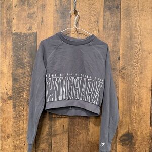 Gymshark lifting essentials graphic cropped hoodie grey medium EUC